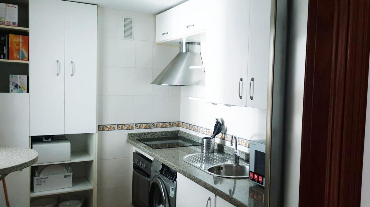 Beatiful And Full-Equipped Flat In The City Center Ceuta Exteriör bild